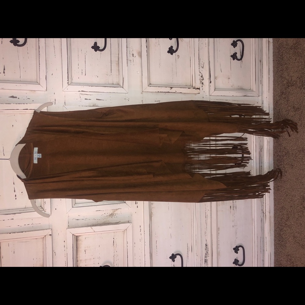 Fringe vest/cardigan